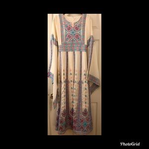 Traditional Palestinian /Arabian wedding outfit 💕